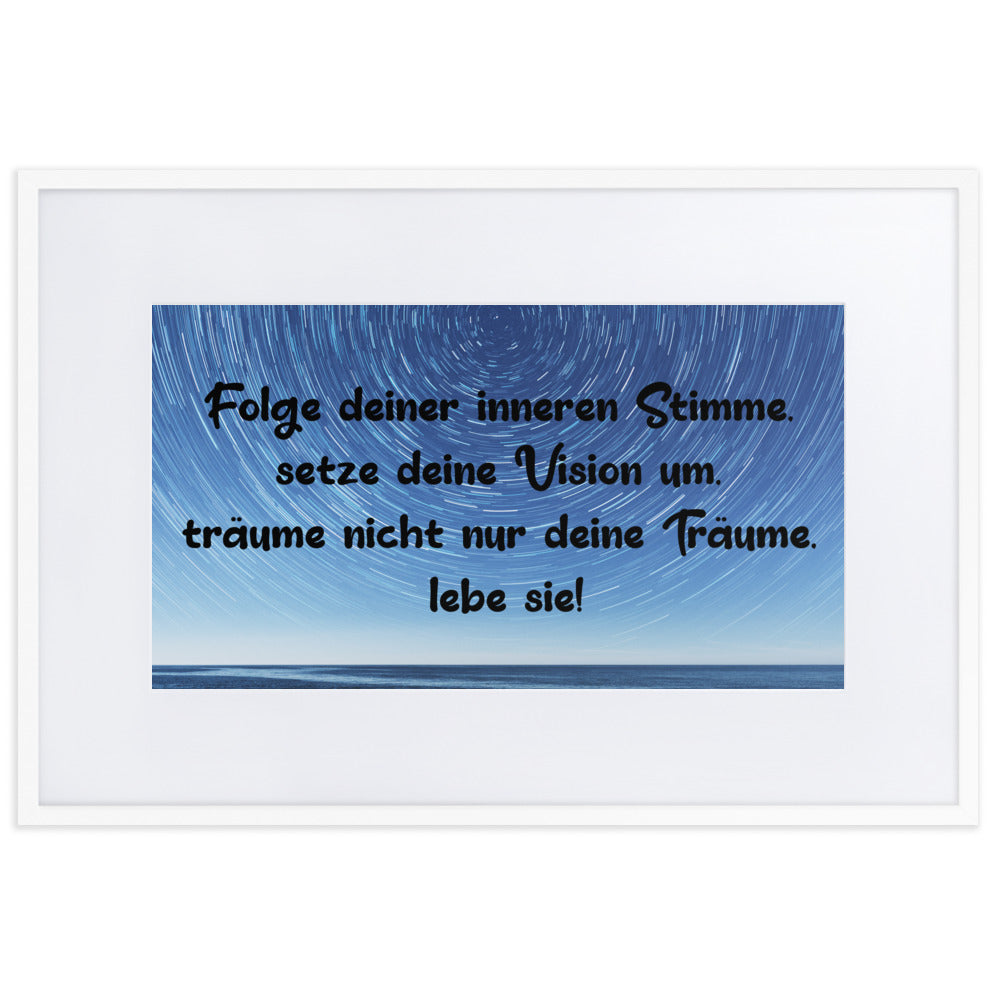 Gerahmtes Poster auf mattem Papier mit Matte (21x30 - 61x91cm) 'Lebe deine Träume'