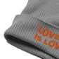 Gerippte Bio-Beanie 'Love is love'