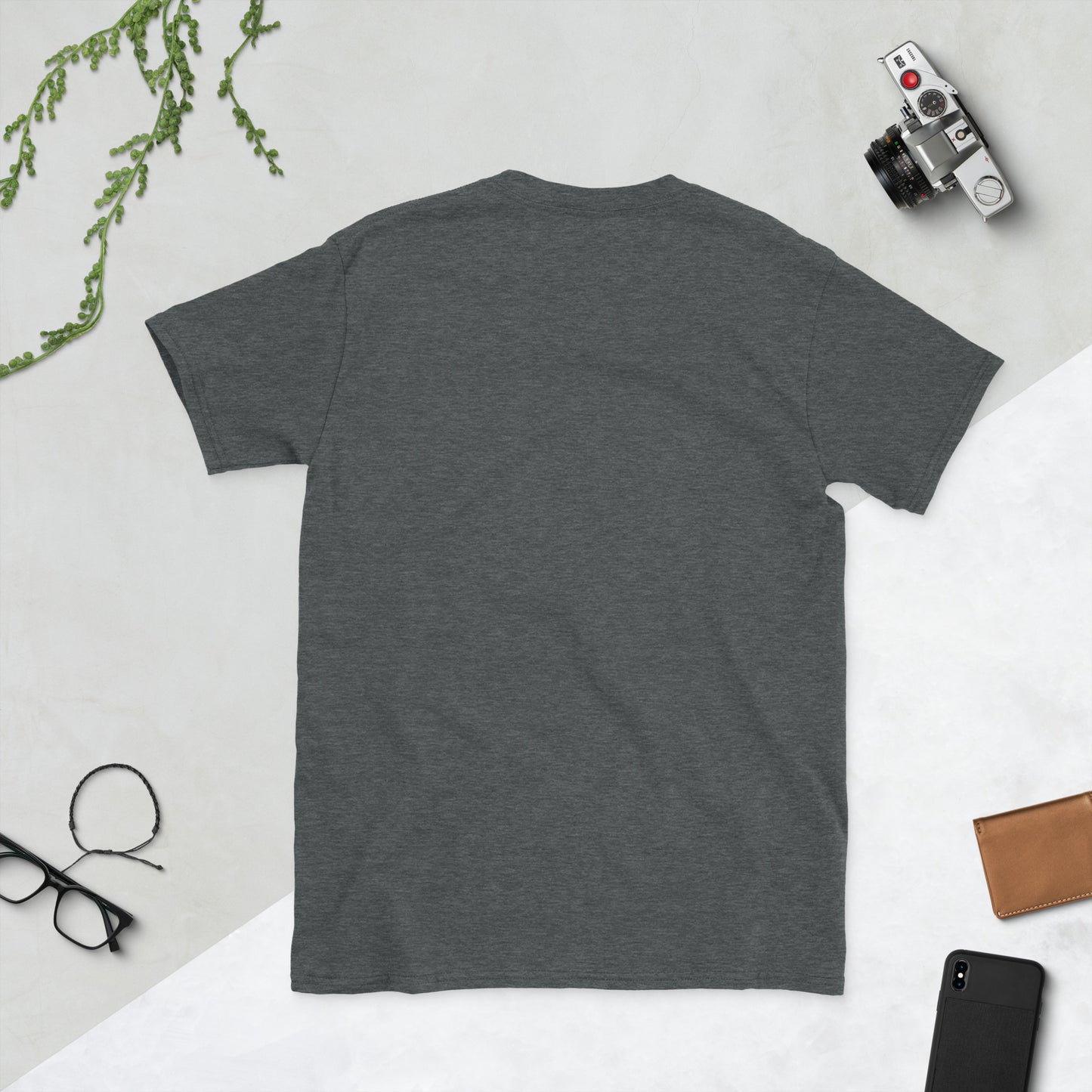 Basic Unisex Softstyle T-Shirt | Gildan 64000 "Das Leben ist nicht perfekt"