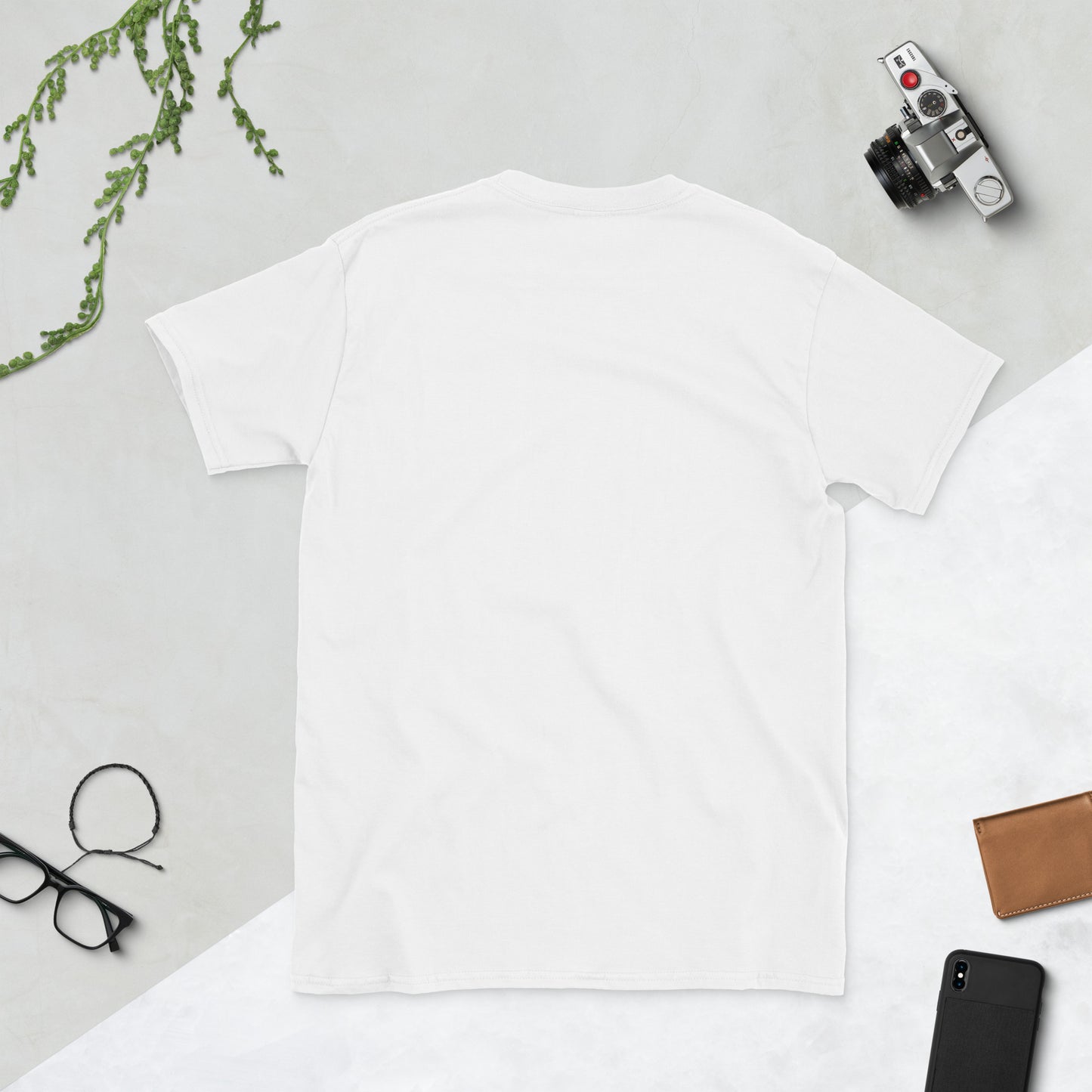 Basic Unisex Softstyle T-Shirt | Gildan 64000 "Das Leben ist nicht perfekt"