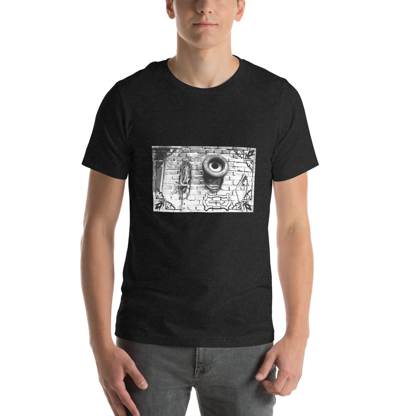 Unisex-T-Shirt 'Die verlassene Wand'