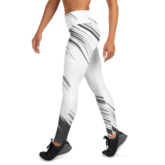 Super weiche, dehnbare und bequeme Yoga Leggings.  • 82 % Polyester, 18 % Elastan • Vier-Wege-Stretch, d. h. der Stoff dehnt sich in Längs- und Querrichtung aus und zieht sich wieder zusammen • Hergestellt aus einem Mikrofasergarn, das den Artikel glatt und bequem macht • Erhöhter Bund • Nach dem Druck präzise geschnitten und handgenäht