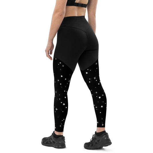 Diese Sport-Leggings aus verdichtetem Stoff sind für mäßige bis intensive Trainingseinheiten ein Muss! Sie sind weich, komfortabel und schick: ideal für alle mit einem aktiven Lebensstil.  • 57 % Polyamid, 43 % Elastan (Oberer Teil der Leggings) und 78 % Polyester, 22 % Elastan (Unterer Teil der Leggings)