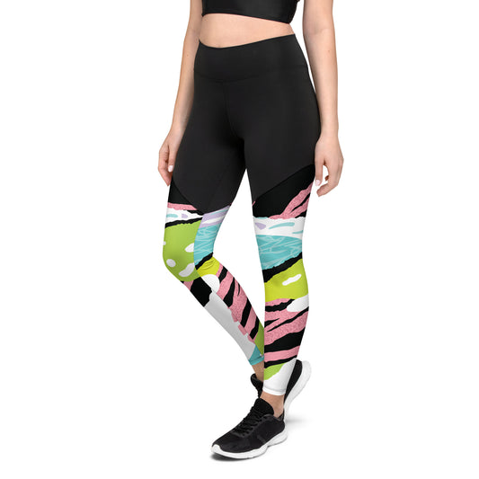 Diese Sport-Leggings aus verdichtetem Stoff sind für mäßige bis intensive Trainingseinheiten ein Muss! Sie sind weich, komfortabel und schick: ideal für alle mit einem aktiven Lebensstil.  • 57 % Polyamid, 43 % Elastan (Oberer Teil der Leggings) und 78 % Polyester, 22 % Elastan (Unterer Teil der Leggings)