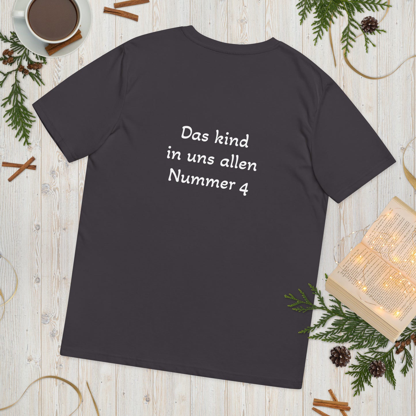 Unisex T-Shirt aus Bio-Baumwolle | Stanley/Stella STTU169 "Das Kind in uns allen, Nummer 4"